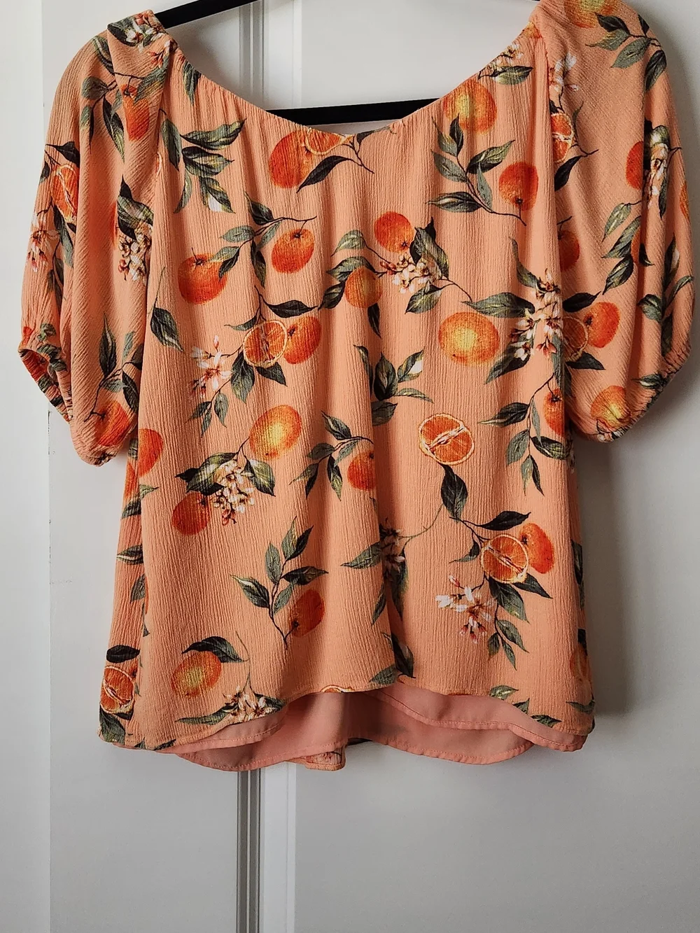LOFT Peach Blossom Scoop Neck Blouse 5/$25